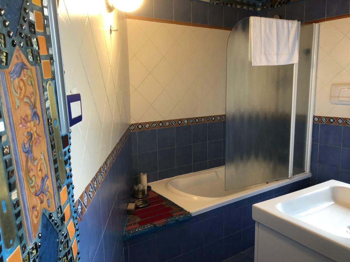 مبيت وإفطار نابولي Casa Di Erminia المظهر الخارجي الصورة
